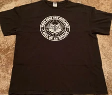 DELTA PRO WEIGHT WHEN GUNS ARE OUTLAWED GRAPHIC T-SHIRT ( MENS XL ) BLACK