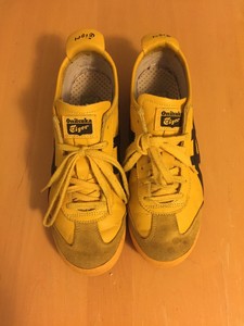 yellow kill bill shoes