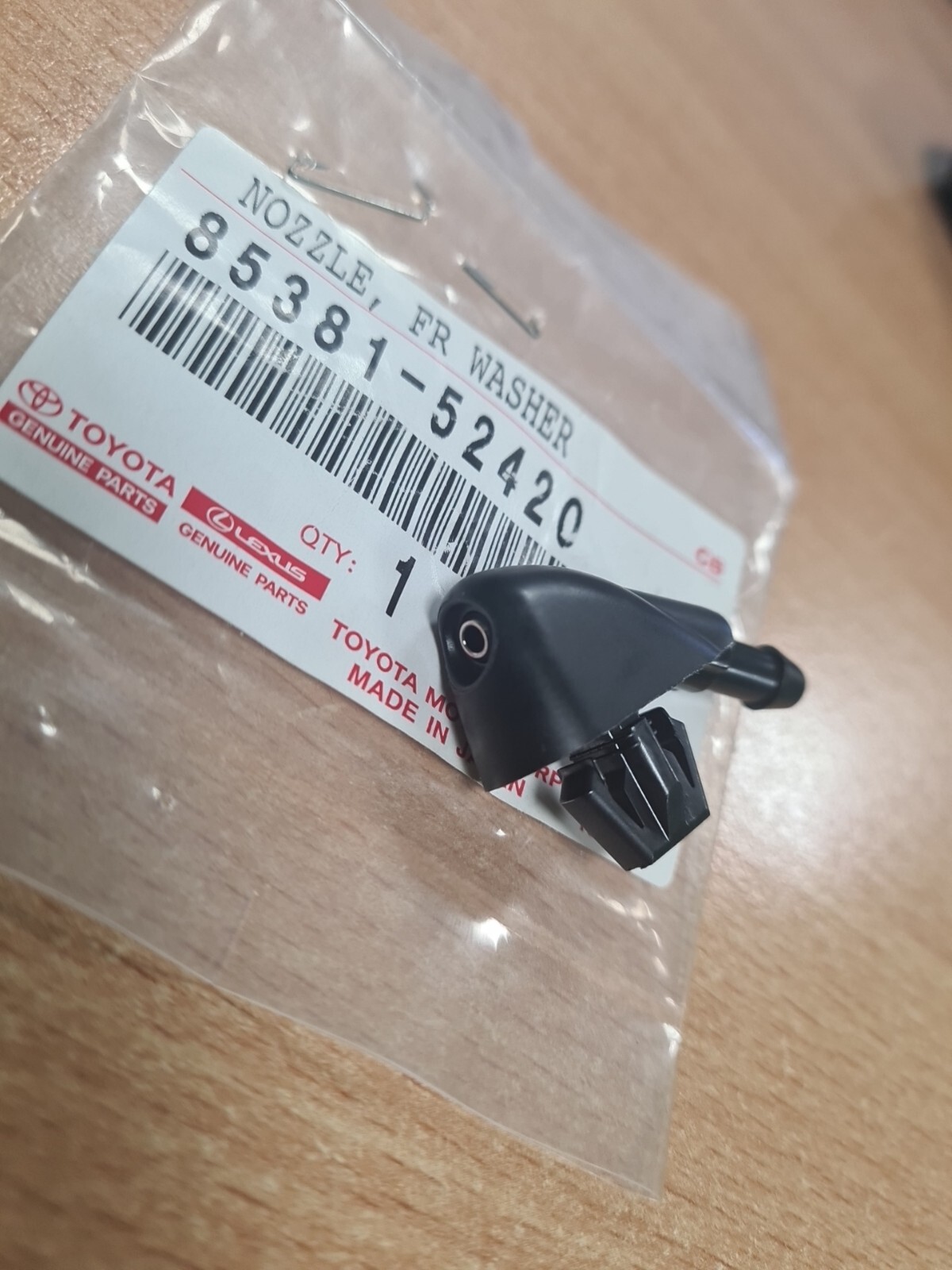 Genuine Toyota Yaris 2011-2014 Front washer Nozzle 85381-52420