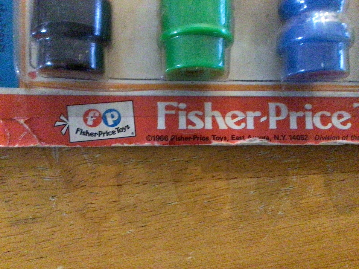 Fisher Price Vintage PLAY FAMILY Little People - In Original