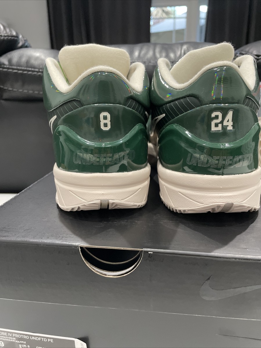 Nike Kobe 4 IV Protro Undefeated UNDFTD Fir Green size 9 Nike Kobe 4 IV Protro Undefeated UNDFTD Fir Green size 9