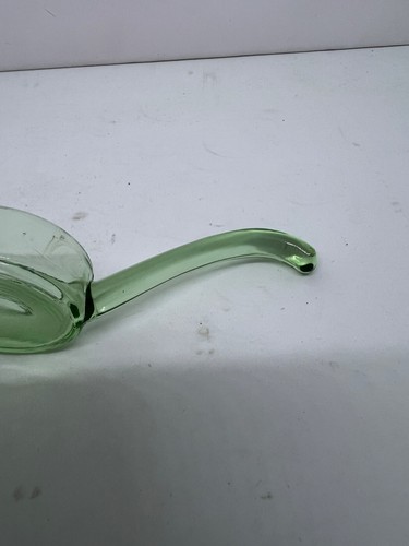 VINTAGE GREEN URANIUM DEPRESSION GLASS LADLE MAYONNAISE CONDIMENT SPOON - Picture 10 of 12