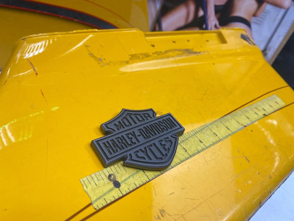 OEM🔥Genuine Harley Gas Fuel Tank Emblem Right Side Sportster 49ers🔥 - Image 3 of 4