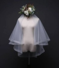 Women Gorgeous Bride Bridal wedding Cream White 2 layers Hair Head Veil