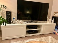 Ikea BESTA TV-Bank (weiß/matt), 180x42x38 inkl. Abdeckplatte aus Glas