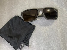 Genuine Oakley OO9384-0457 Holbrook Mix Woodgrain w/ Prizm Black (Missing Rivet)