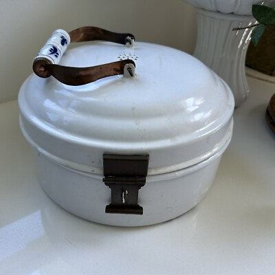 Antique/Vintage Enamel Ware Round Bread Cake Box Pies Delft Handle-Griffin Mark