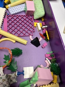 Vintage LEGO Belville 5890 Pretty Wishes Playhouse w/ Figures