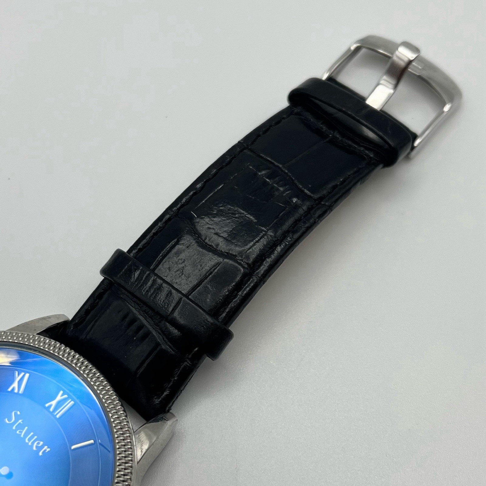 Stauer 28997  Quartz Date Function Blue Sunburst … - image 7