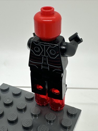 Lego Marvel Iron Red Skull Minifigure From 2016 Avengers Set 76048 sh215 - Picture 3 of 6
