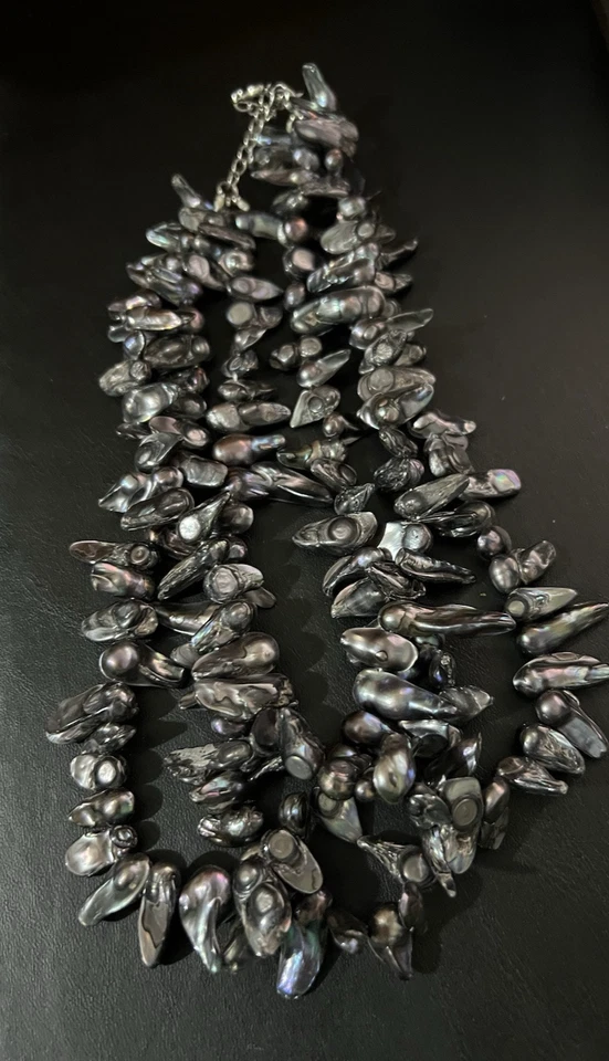 Multi Strand Black mother of Pearls 3 strand unique - Image 4 of 4