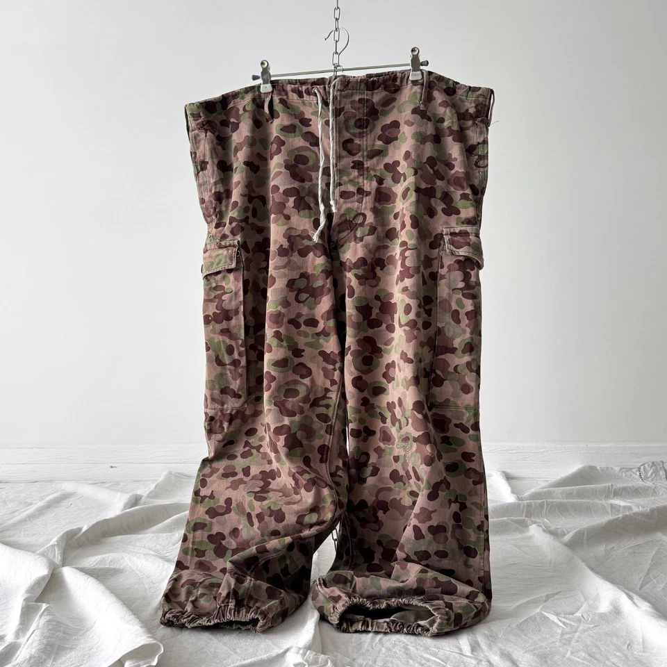 1960s Vintage Austrian Army Pea Dot Camo Pants - Image 4 of 4