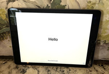Apple iPad Air 2 A1566 16 GB, Wi-Fi, 9.7 in - Silver MGL12LL/A Turns On-Cracked