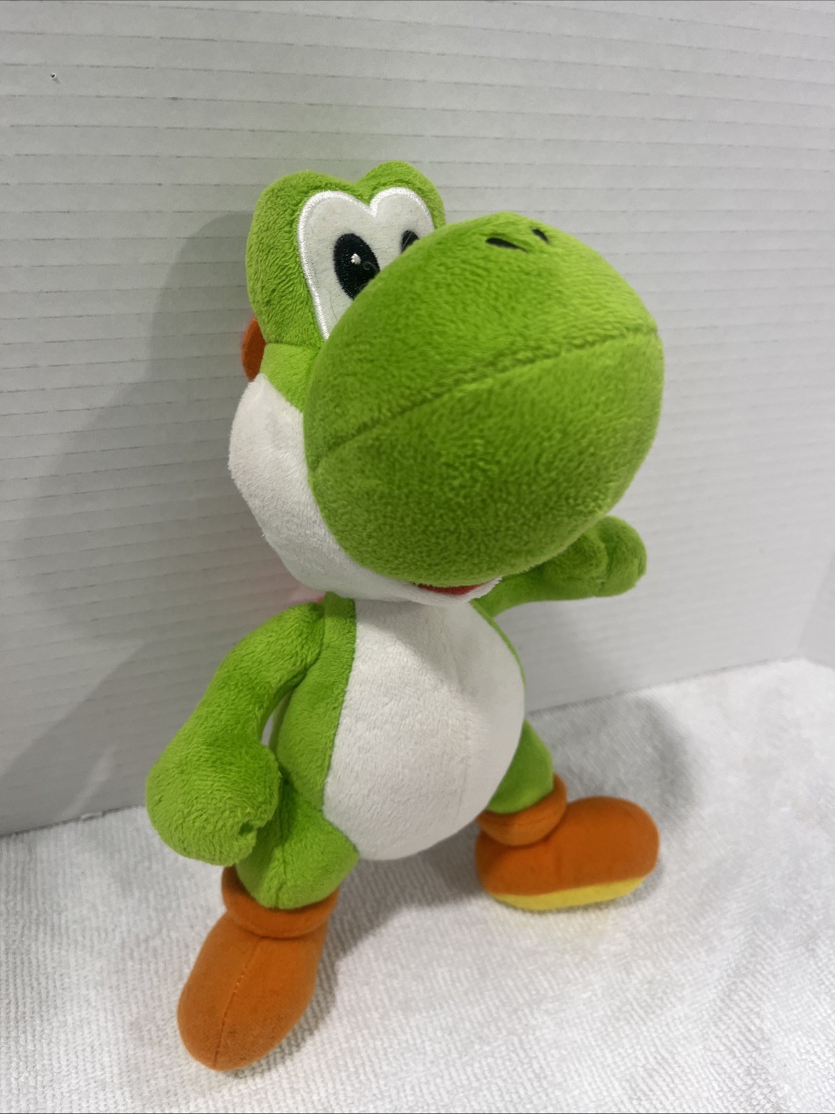 Jakks Pacific 2021 Nintendo Super Mario Yoshi Plush