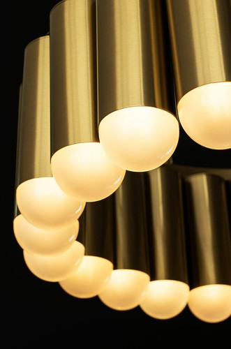 Light Hotel Café Museum Restaurant inspired by Lee Broom Carousel ø120 cm 59 LED - Picture 28 of 34