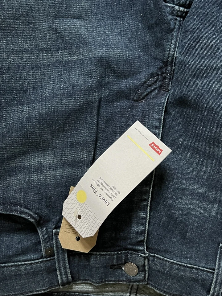 Levi’s 514 Athletic Taper Stretch Jeans Pants  39 X 30  Dark Wash New - Image 4 of 4