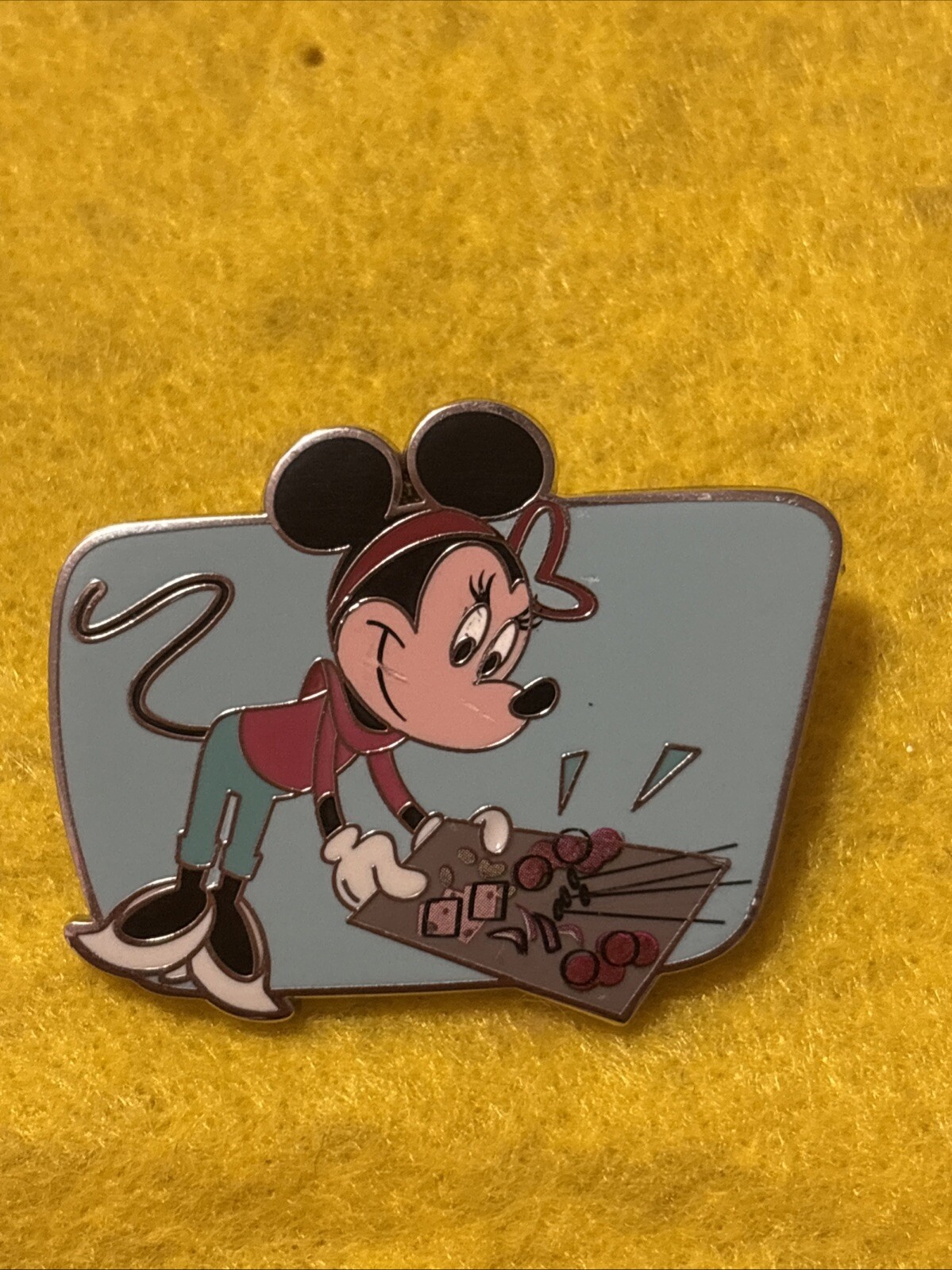 Disney Epcot Festival Minnie Mouse Charcuterie Board Pin