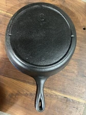 Vintage U.S.A Cast Iron Skillet #8  Chicken Fryer 3" Deep Notch Heat Ring - LOOK
