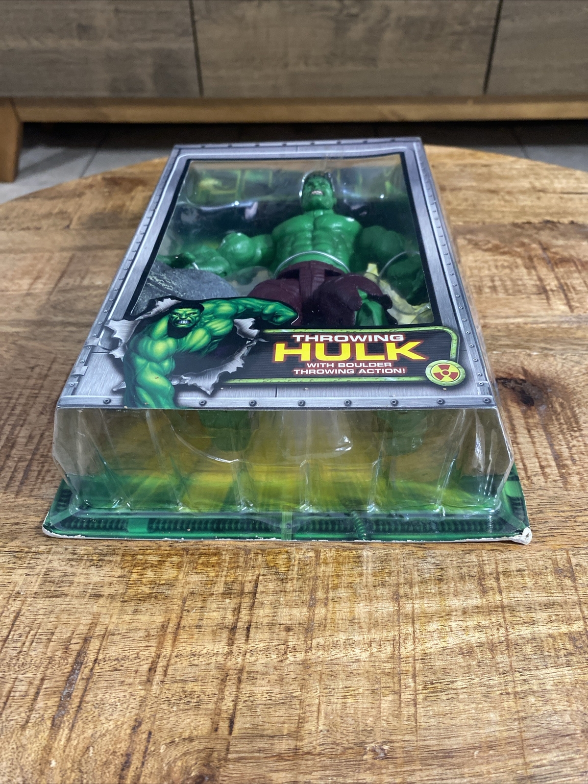 Brand New Incredible Hulk Throwing Hulk Movie 6.5" Figure 2003 Marvel Toy Biz