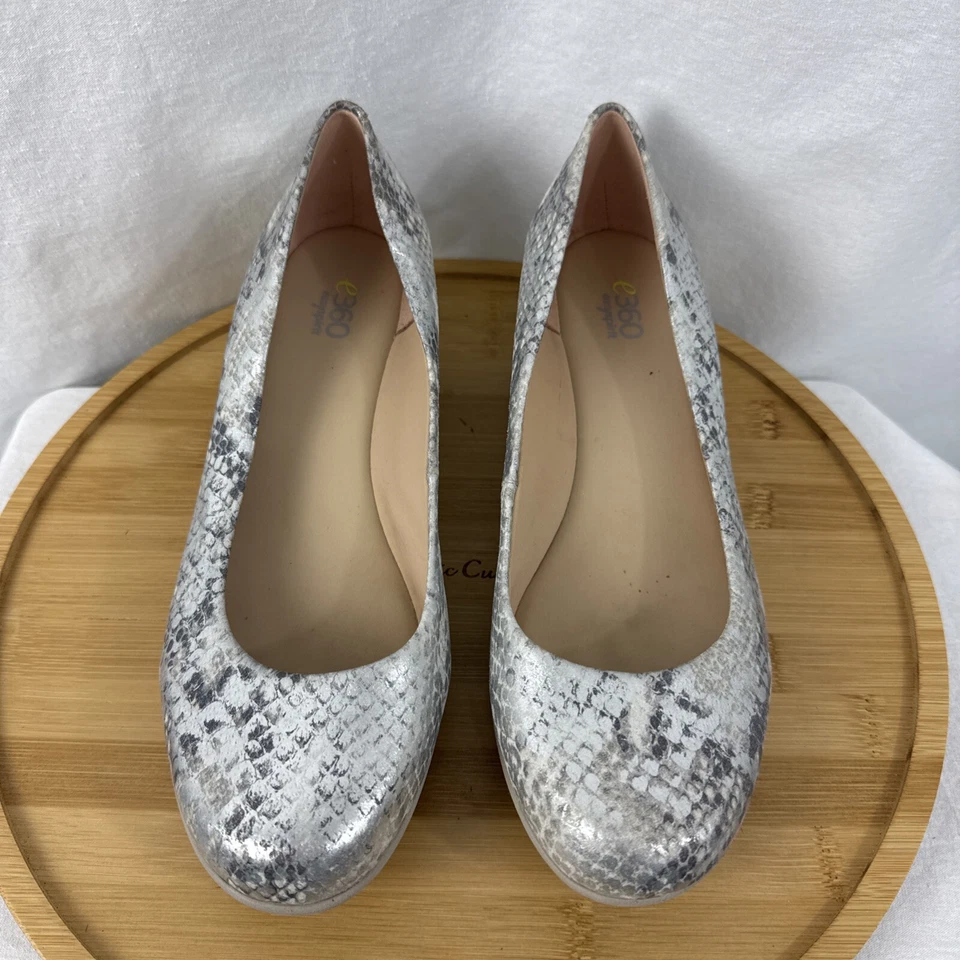 Easy Spirit e360 Women's Esclarita / Clarita Snake Print Leather Wedge Pumps 9W - Image 2 of 4