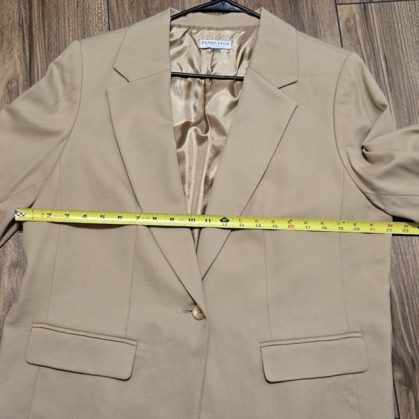 Pendleton Plus Tan Blazer Jacket Women's Single B… - image 8