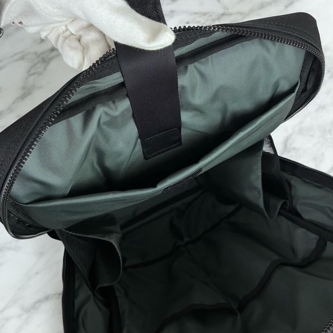 Porter Interactive Black Daypack Lightweight Wate… - image 7