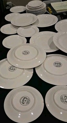 26 pcs VTG Tabletops Unlimited Fruit De Blanc Embossed Plates bowl Salad saucers
