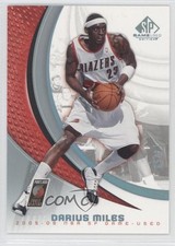 2005-06 SP Game Used Edition Blue Spectrum 14/50 Darius Miles #81 7m4