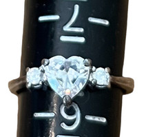 Size 6.5 Sterling Silver Band Heart Shaped Ring Cubic Zirconia Love 2.74 g