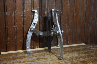 GEAR FLYWHEEL PULLER 3 JAW 6'' AUTOMOTIVE SMALL ENGINE SHOP TOOL CHROMED STEEL