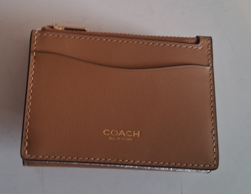 COACH Tri-fold wallet with Essential card holder CZ111 Honey Brown