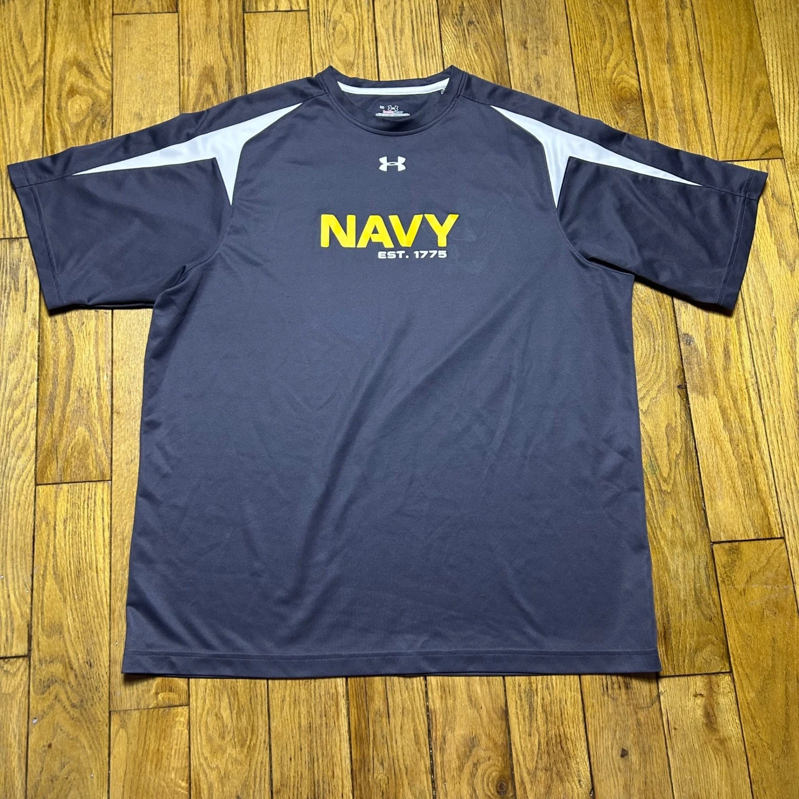 Under Armour Navy Est 1775 HeatGear Athletic Shirt Mens Large Gray Short Sleeve
