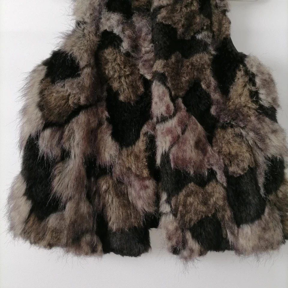 Colete INC International Concept Feminino Preto Frente Aberta de Pele Sintética Pequeno Tamanho P - Imagem 3 de 4