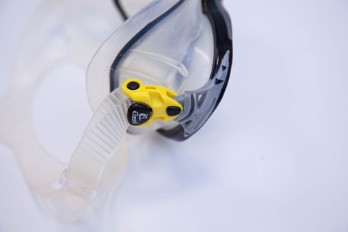 Cressi Big Eyes Evolution Crystal Pro Scuba Free Diving Mask Snorkeling - Yellow - Picture 9 of 13