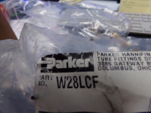 Parker W28LCF Hydraulic Elbow Compression Fitting 28mm OD Tube to 28mm OD Tube(c - Picture 10 of 10