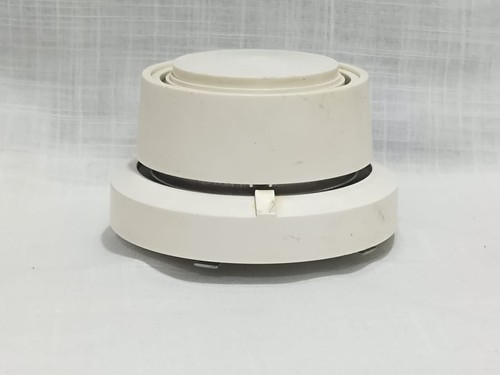 NOHMI BOSAI SMOKE DETECTOR FDS-511 - Picture 3 of 8
