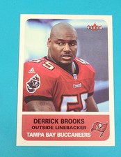 2002 Fleer #154 Derrick Brooks Tampa Bay Buccaneers FOOTBALL Card 5C