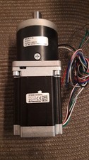 1. Stück  Schrittmotor Modell. ST5909L3008-A