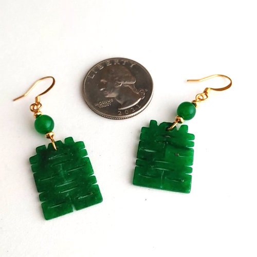 Carved Green Stone Earrings Asian Gold Tone - Picture 3 of 4