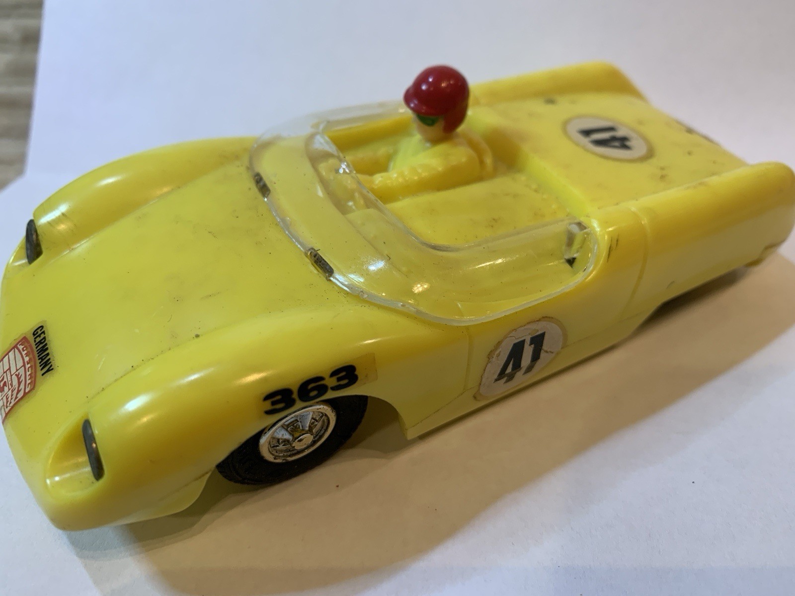 Eldon Porsche 1093-13 Yellow Slot Car Vintage 1964, Made in USA, 1/32 Scale