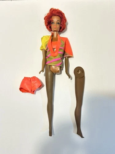 VINTAGE 1967 TALKING CHRISTIE BARBIE DOLL W/ORIGINAL OUTFIT - TLC - MUTE