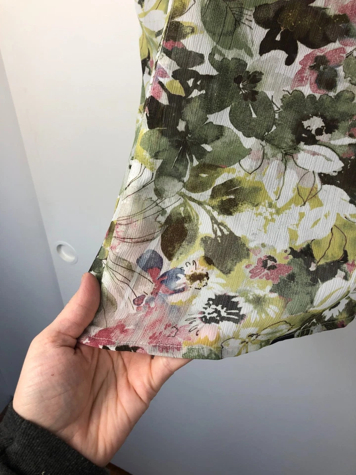 Liz Claiborne Sheer Floral Cap Sleeves Blouse Women's PL Feminine Office Work - Image 4 of 4