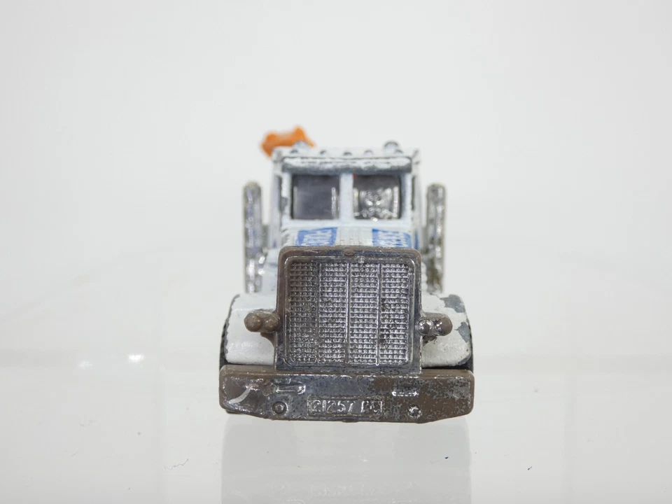 Camión de recuperación Matchbox Peterbilt 1:80 camión de juguete coleccionable de colección Foto 2 de 4