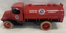 Ertl Red Amoco Standard Oil Fuel Tanker Truck Bank - 1926 Mack Bulldog Limited