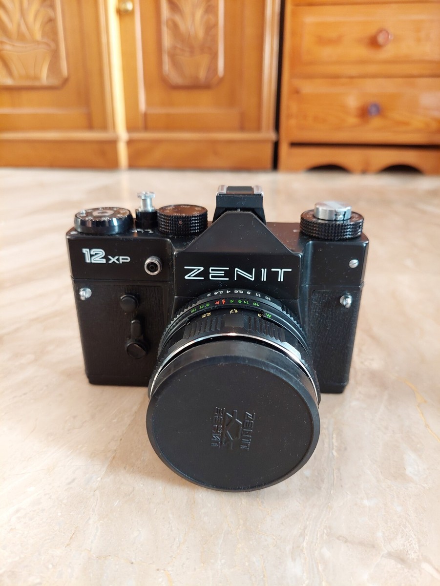 Appareil Photo Vintage Zenit 12XP – Non Testé, état D'usage