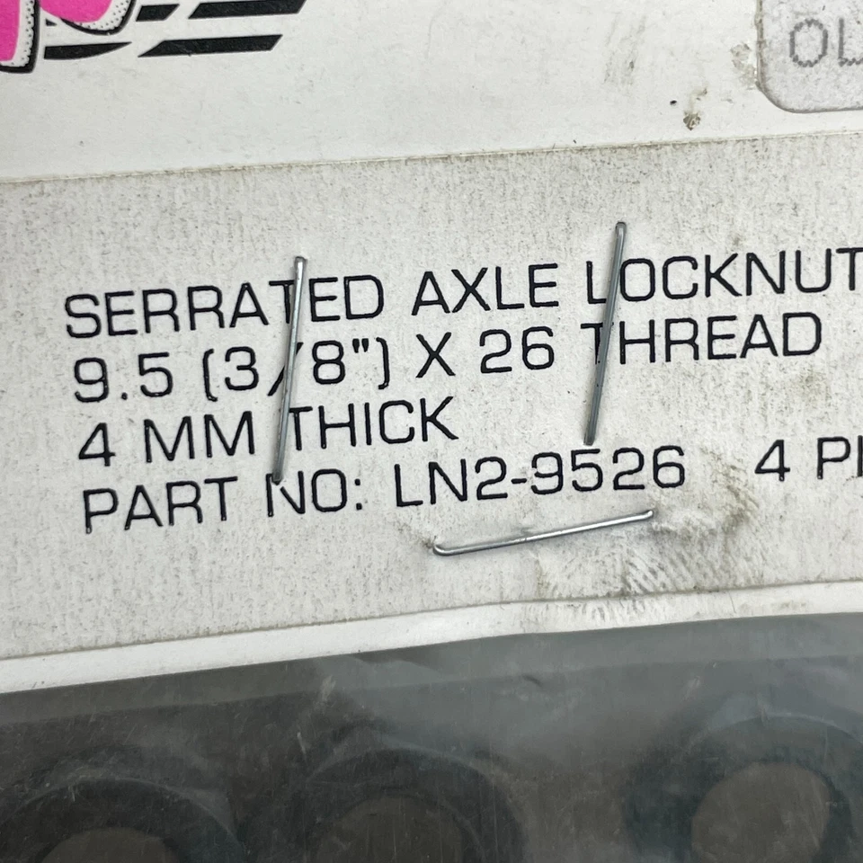Vintage Serrated Axle Lock Nuts 9.5 X 26tpi Hub NOS Bike Hub Wheels MFG LN2-9526 - Изображение 3 из 4