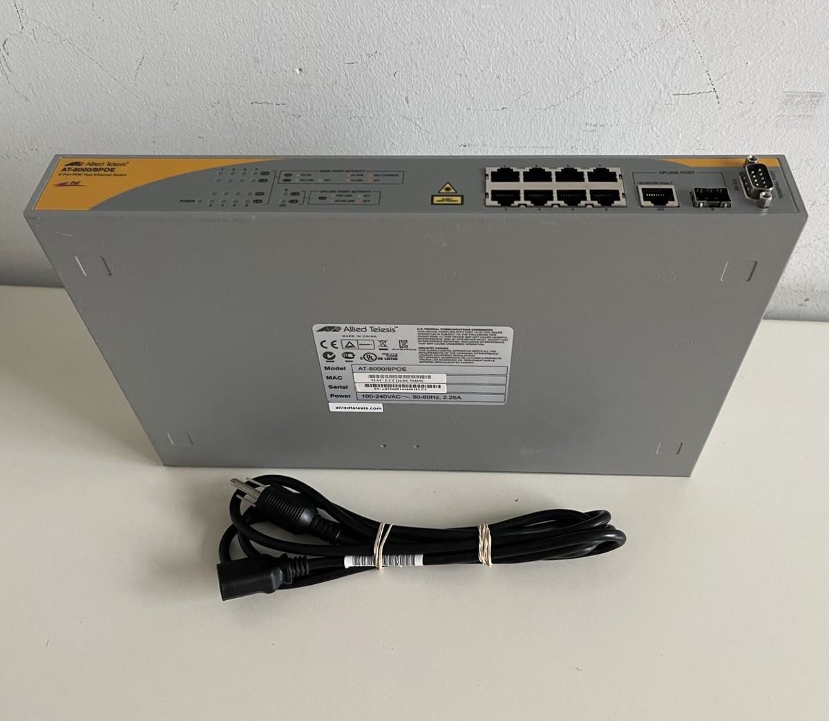 Allied Telesis Telesyn AT8000/8POE 8 Port POE Fast Ethernet Switch