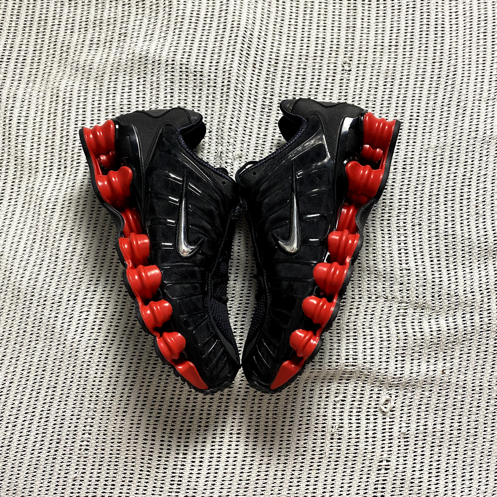 Nike Shox TL / Skepta, Sz UK 7, EU 41, US 8, CI0987-001, Black / Red