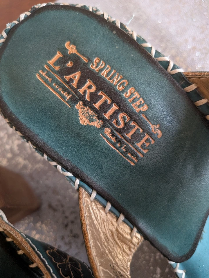 L'Artiste Spring Step TORTUGA Leather Sandals Teal Floral Heels Womens 39 US 8.5 - Image 3 of 4