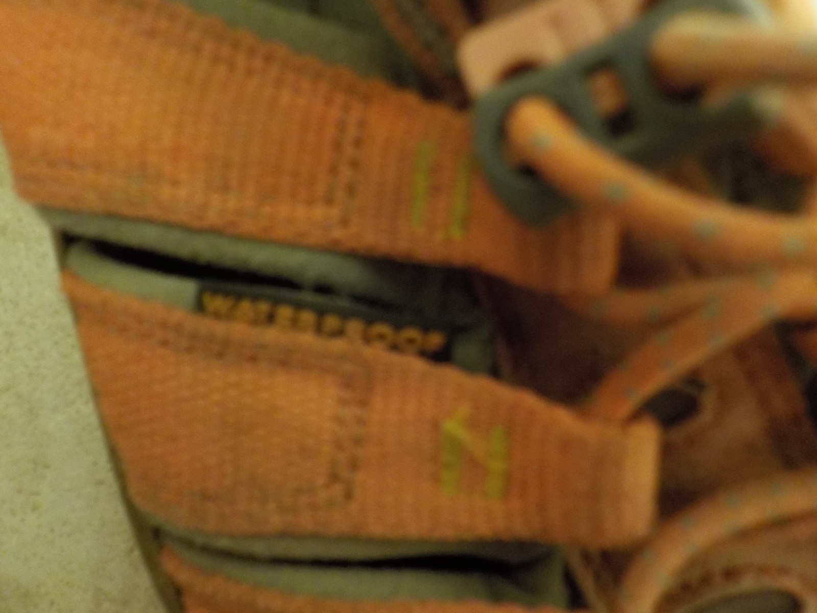 Scarpe da pesca Keen Little Kids taglia 13 arancioni escursionismo impermeabili